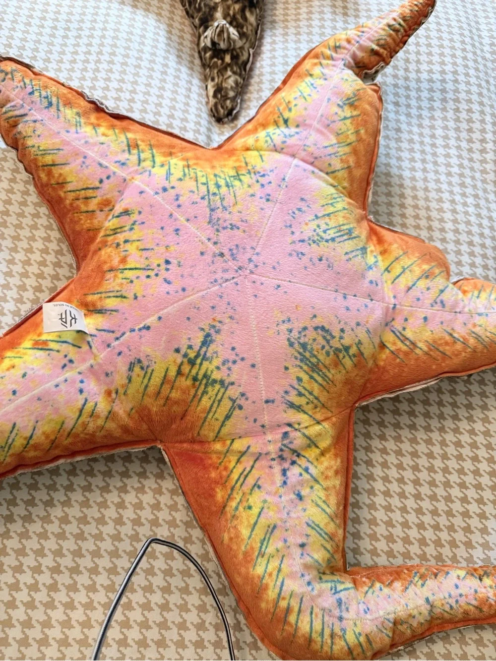 Cirque du Soliel Starfish Decorative Throw Pillow — Brown and Beige with Pink
